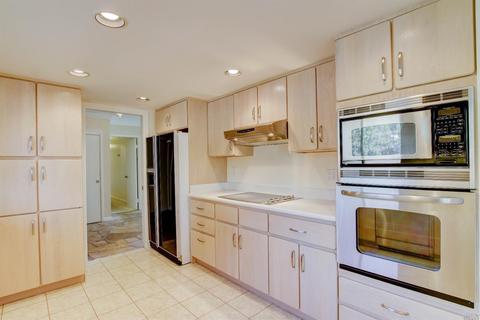945 Ignacio Blvd, Novato, CA 94949 photo 10