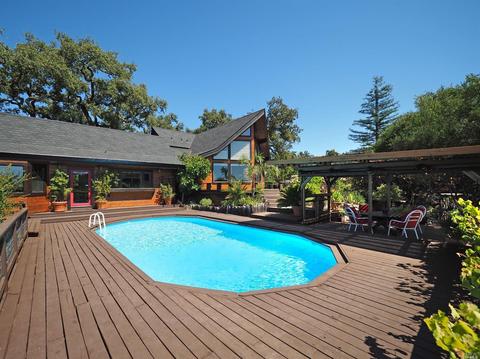 23591 Vineyard Rd, Geyserville, CA 95441 photo 1