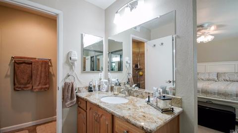 278 Edwin Dr, Vacaville, CA 95687 photo 8
