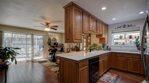 278 Edwin Dr, Vacaville, CA 95687 photo 17