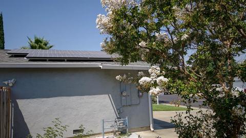 278 Edwin Dr, Vacaville, CA 95687 photo 11