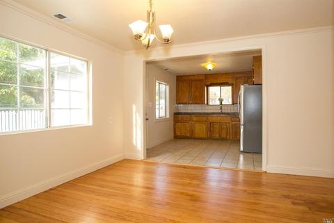 815 S Dora St, Ukiah, CA 95482 photo 7