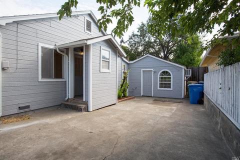 815 S Dora St, Ukiah, CA 95482 photo 3