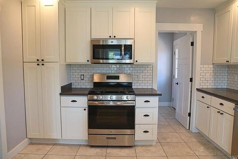 320 W C St, Dixon, CA 95620 photo 6