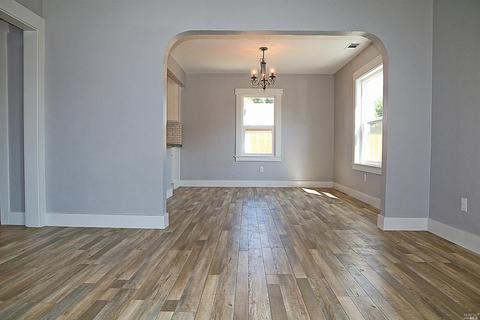 320 W C St, Dixon, CA 95620 photo 12