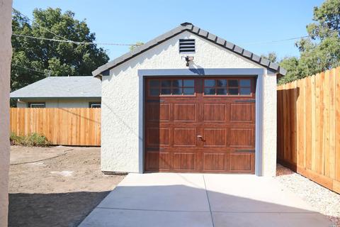 320 W C St, Dixon, CA 95620 photo 22
