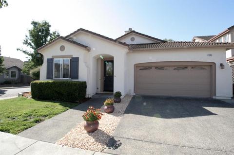 1284 Eagle Dr, Windsor, CA 95492 photo 1