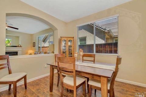 3067 Red Maple Ct, Vacaville, CA 95687 photo 8