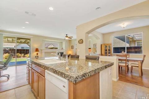 3067 Red Maple Ct, Vacaville, CA 95687 photo 10