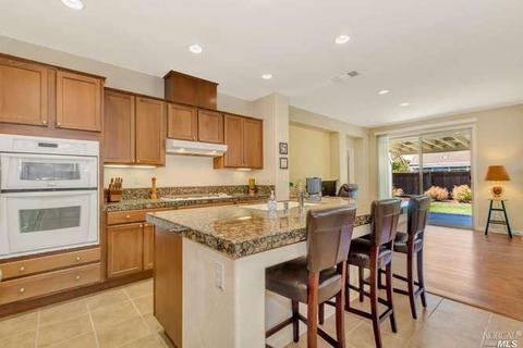 3067 Red Maple Ct, Vacaville, CA 95687 photo 9