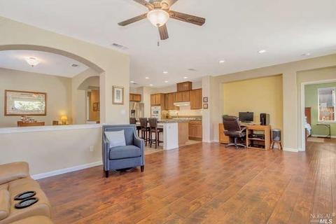3067 Red Maple Ct, Vacaville, CA 95687 photo 6