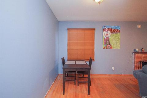 2755 Webb St, Vallejo, CA 94591 photo 9