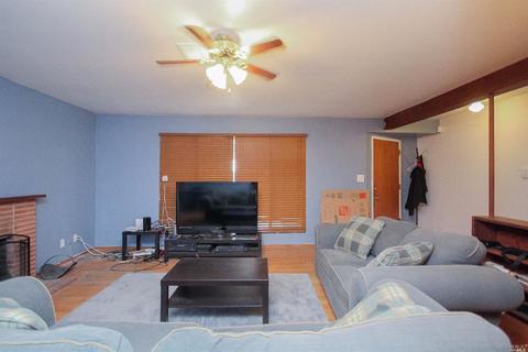 2755 Webb St, Vallejo, CA 94591 photo 7