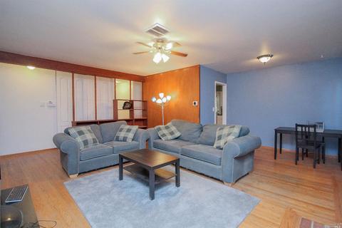2755 Webb St, Vallejo, CA 94591 photo 5