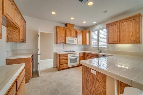 1562 Tommy Ln, Fairfield, CA 94533 photo 11