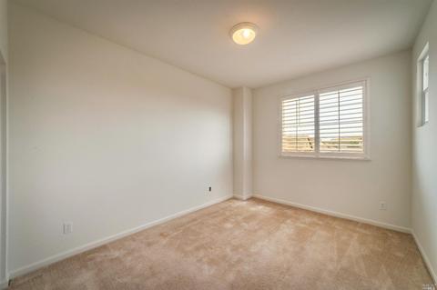 1562 Tommy Ln, Fairfield, CA 94533 photo 21