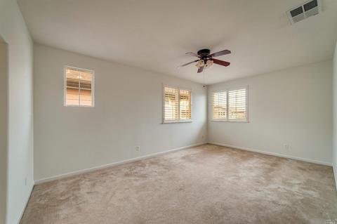 1562 Tommy Ln, Fairfield, CA 94533 photo 16
