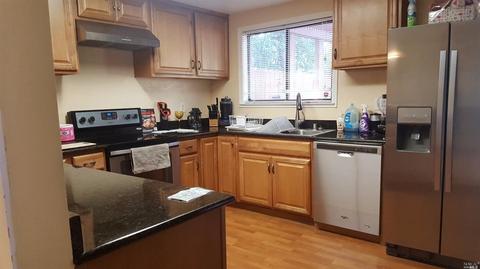 1667 Matthew Dr, Fairfield, CA 94533 photo 3