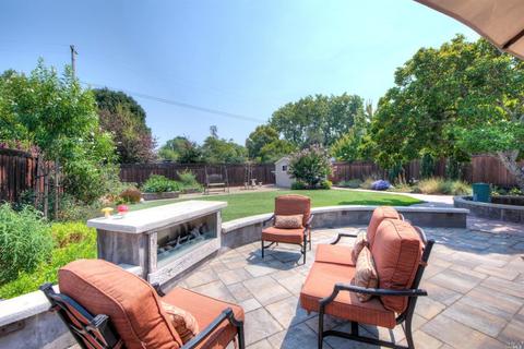 45 Ormond Ct, Novato, CA 94947 photo 19