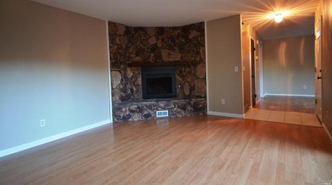 731 Marsh Dr, Napa, CA 94558 photo 9