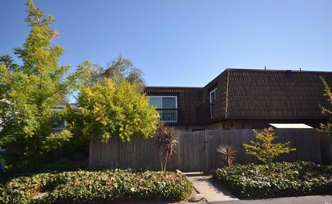 731 Marsh Dr, Napa, CA 94558 photo 1