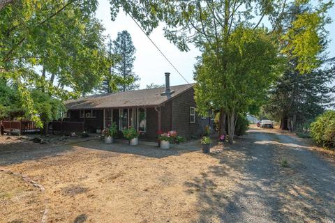 1531 S Wright Rd, Santa Rosa, CA 95407 photo 2