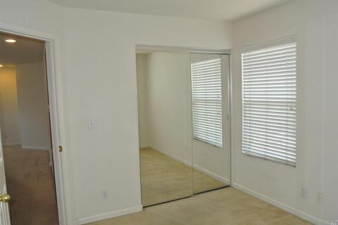 3048 Puffin Cir, Fairfield, CA 94533 photo 10