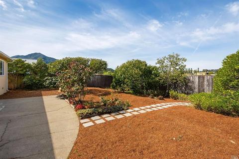 105 Birch Ave, Corte Madera, CA 94925 photo 2