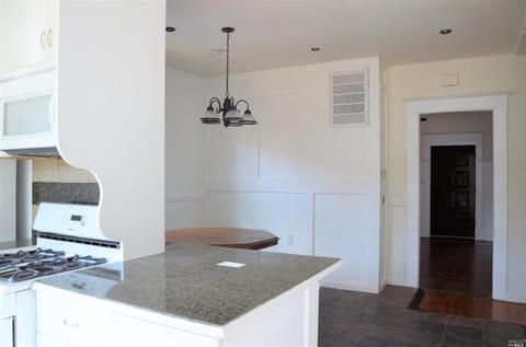 812 Alameda St, Vallejo, CA 94590 photo 5