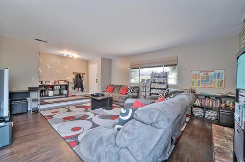 232 Parkview Ter, Vallejo, CA 94589 photo 5