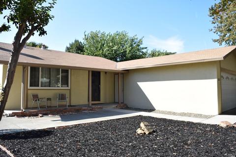 2125 Falcon Dr, Fairfield, CA 94533 photo 3