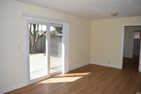 2125 Falcon Dr, Fairfield, CA 94533 photo 21