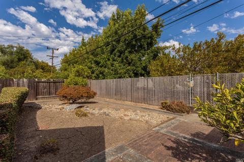 1216 Donner Pass Rd, Vallejo, CA 94589 photo 33