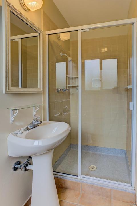 1216 Donner Pass Rd, Vallejo, CA 94589 photo 18