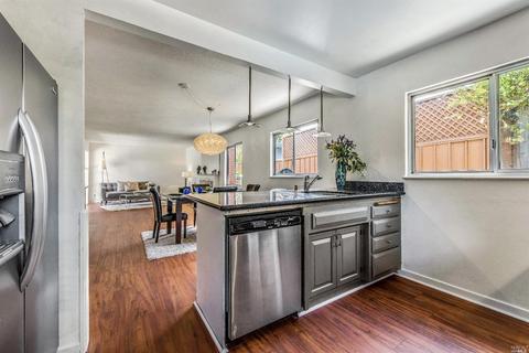 825 E Blithedale Ave, Mill Valley, CA 94941 photo 9