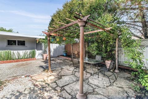 825 E Blithedale Ave, Mill Valley, CA 94941 photo 3