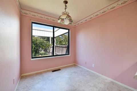 596 Carnation Ct, Sonoma, CA 95476 photo 4