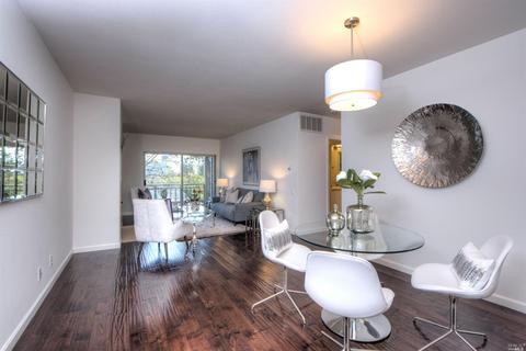239 Koch Rd, Corte Madera, CA 94925 photo 2