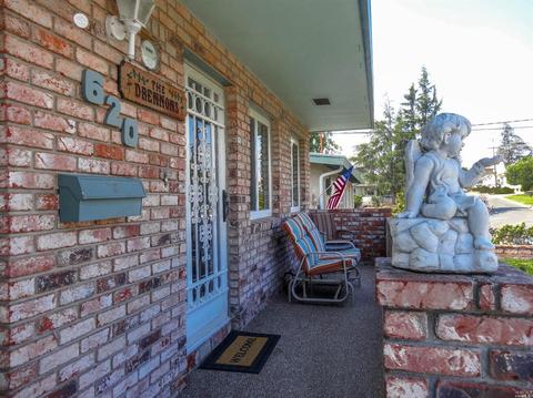 620 E L St, Benicia, CA 94510 photo 5