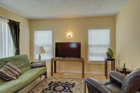 1707 Florida St, Vallejo, CA 94590 photo 9