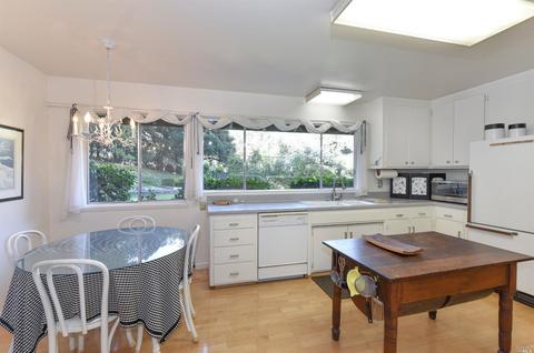 531 Sunset Dr, Angwin, CA 94508 photo 9