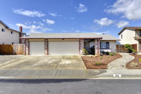 2112 Larchmont Cir, Fairfield, CA 94534 photo 1