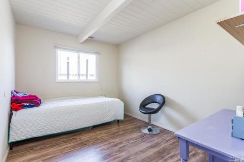 1573 Magazine St, Vallejo, CA 94591 photo 23
