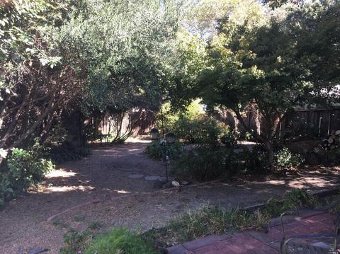 1690 E St, Napa, CA 94559 photo 10