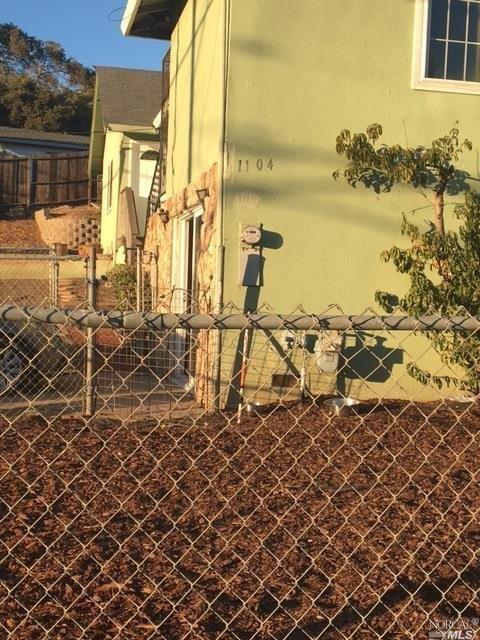 1104 Fulton Ave, Vallejo, CA 94591 photo 2