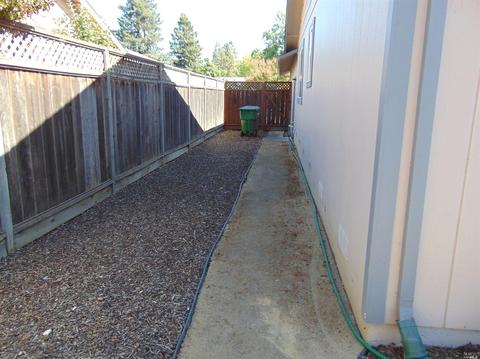 1489 Mcgregor Ave, Petaluma, CA 94954 photo 35