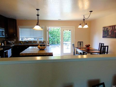 1489 Mcgregor Ave, Petaluma, CA 94954 photo 8