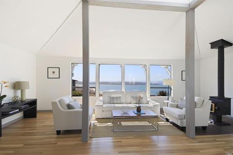 460 Oceana Dr, Dillon Beach, CA 94929 photo 5
