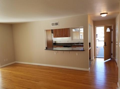 1426 Buchanan St, Novato, CA 94947 photo 4