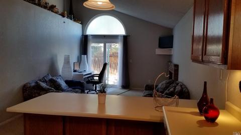 827 Bond Pl, Windsor, CA 95492 photo 6